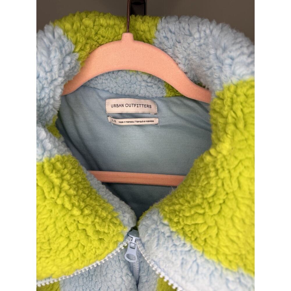 Urban Outfitters Cloud Plush Teddy Jacket Checked Zip Up Large - Picture 12 of 12